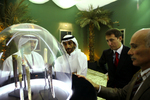 H.E. Sheikh Ahmed Bin Hasher Al Maktoum stands in admiration at the behind closed doors display of some blades from the Streshinskiy Collection. Next to him, Mr. Salem Al Matroushi, Dimitry Streshinskiy and the Chairman of Antiga Arabia, Nicola Bandini.